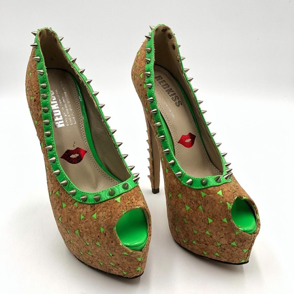 Red Kiss Platform Heels Women's Size 6.5 Cork and Green Spike Studded - Picture 1 of 10